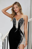 Black Sweetheart Bodycon Short Homecoming Dress with Beading