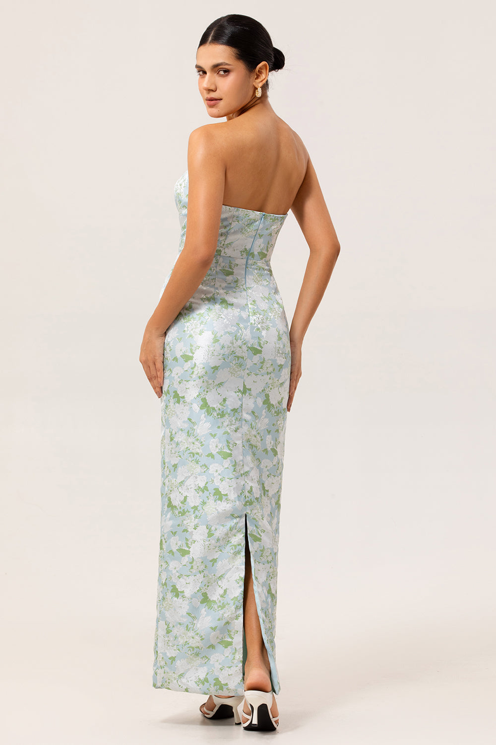 White Blue Floral Strapless Printed Sheath Bridesmaid Dress