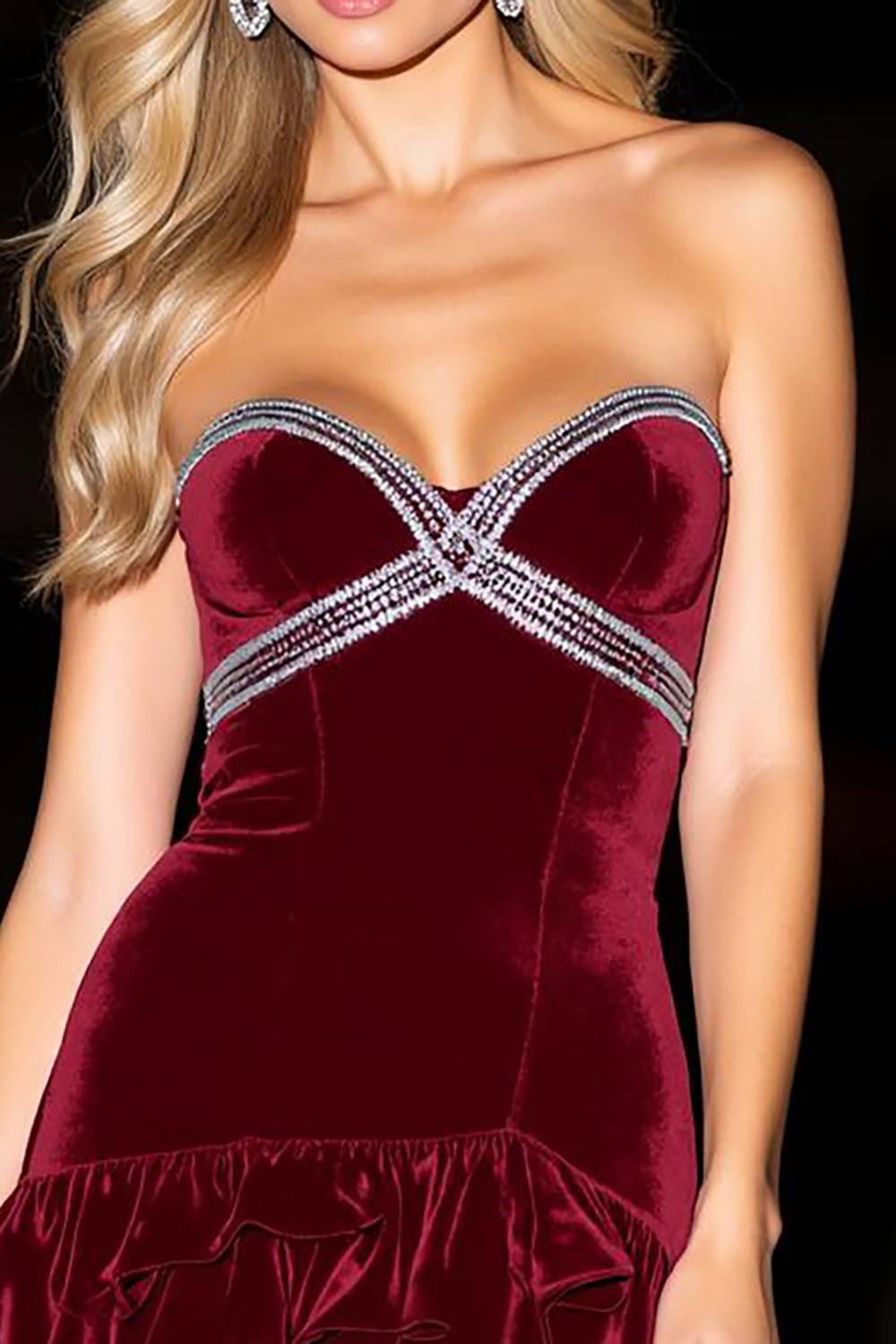 Burgundy A-Line Strapless Ruffled Velvet Short Cocktail Dress