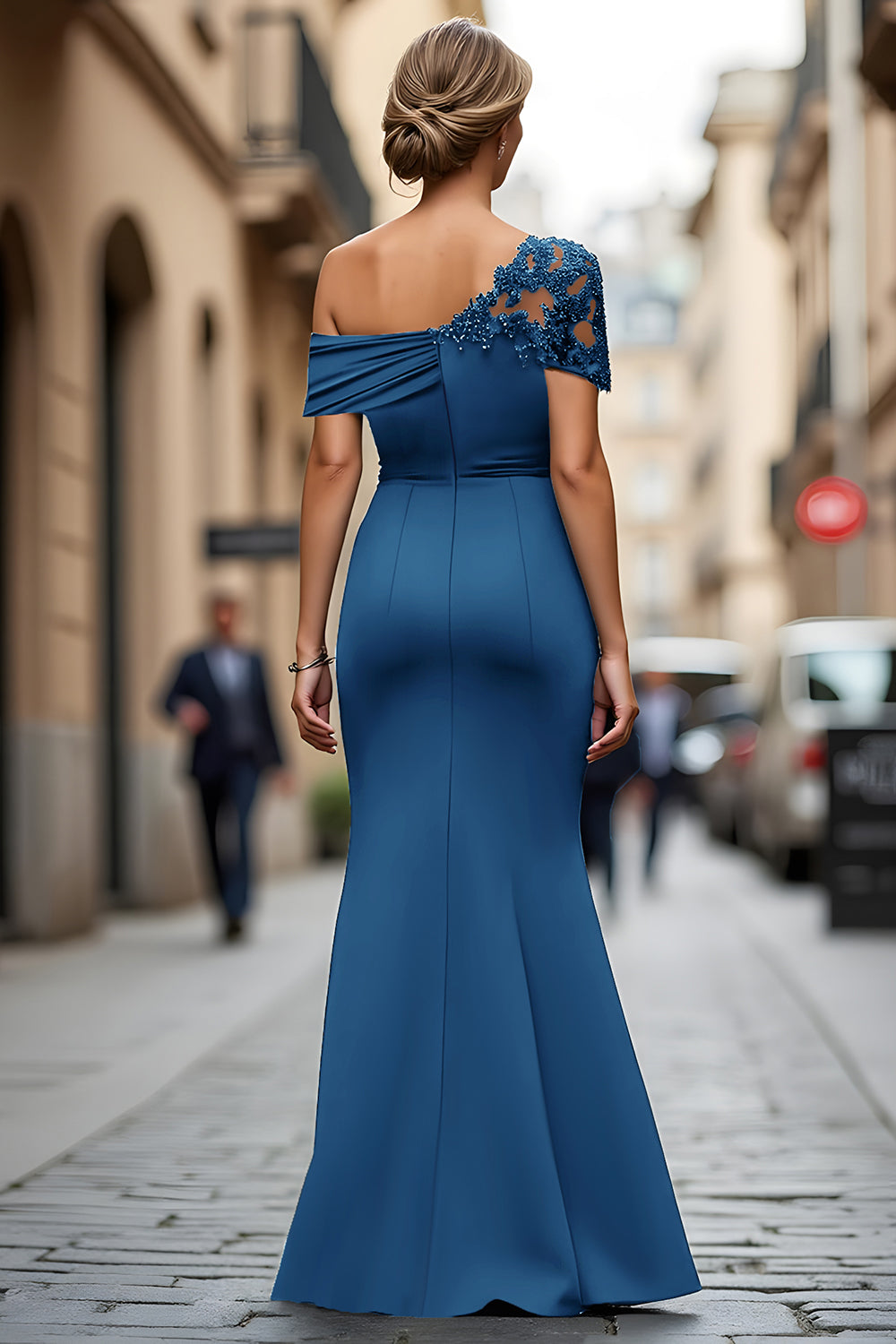 Mermaid Black Asymmetrical Mother of the Bride Dress with Appliques