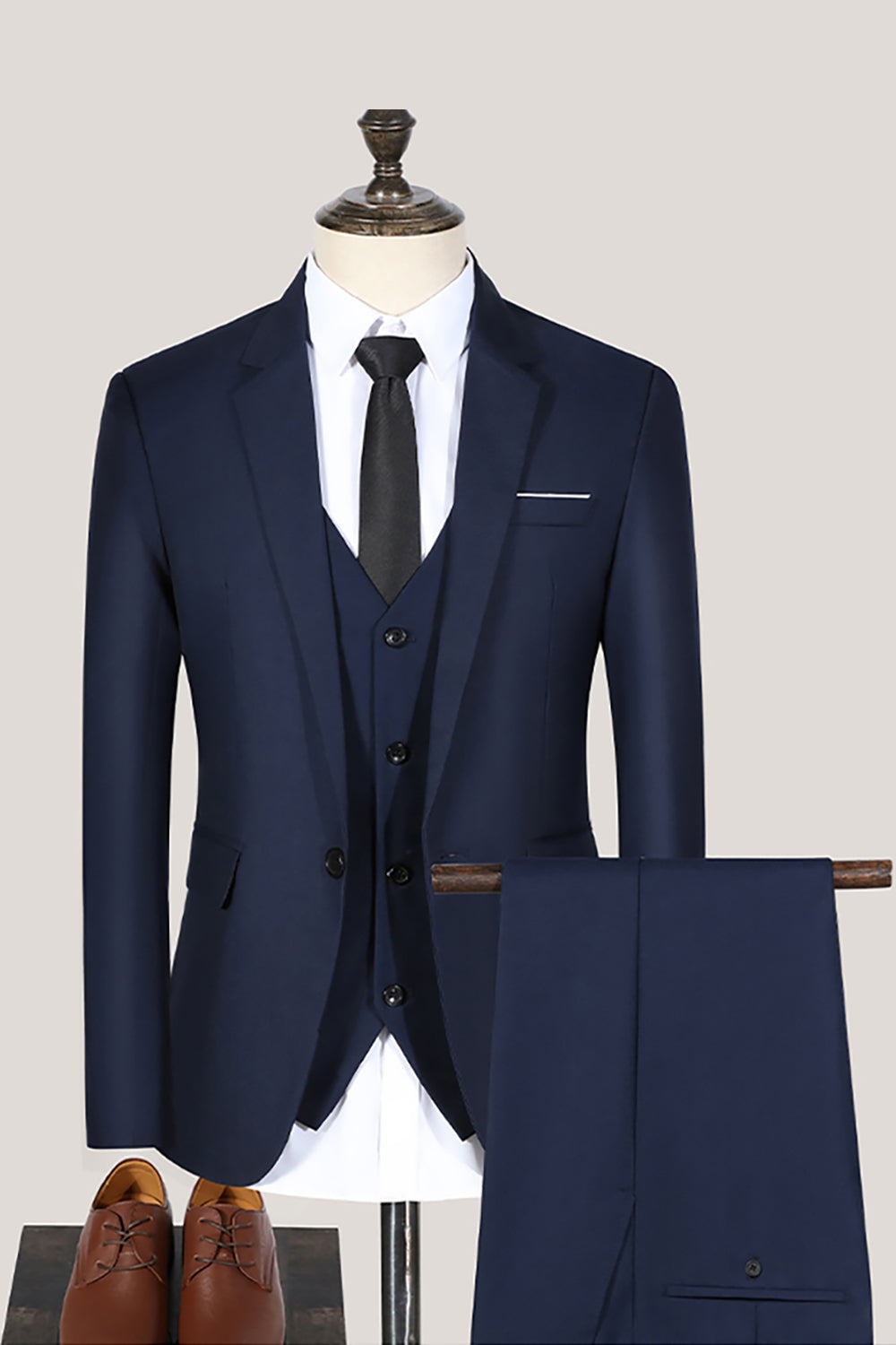 Men's Black Notched Lapel 3 Pieces Slim Fit Suits