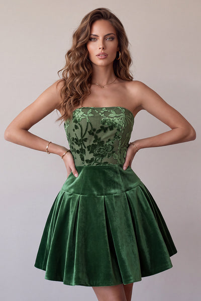 ZAPAKA Women Dark Green Strapless Short Homecoming Dress Velvet A-Line Sleeveless Floral Cocktail Dress with Ruffles