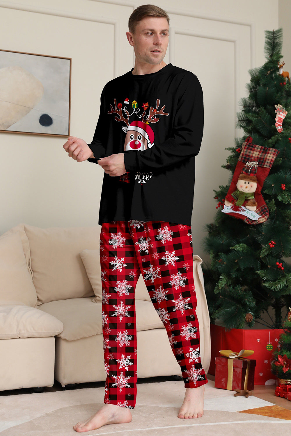 Black Red Reindeer Snowflake Print Christmas Family Matching Pajamas Set
