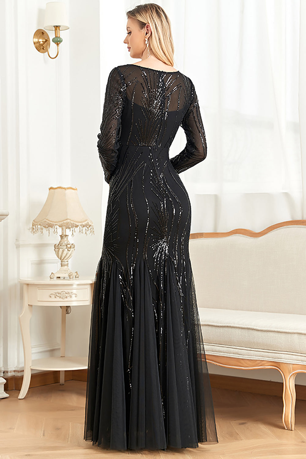 Mermaid Sequins Boat Neck Black Mother of the Bride Dress with Long Sleeves