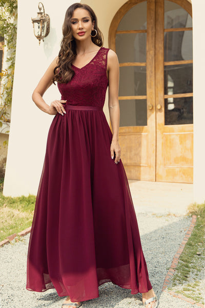 Zapaka Women Burgundy Long Chiffon Bridesmaid Dress Cap Sleeves A-Line  Wedding Guest Dress with Lace – Zapaka CA