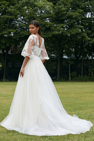 Zapaka Women Ivory Detachable Off the Shoulder Corset Tulle Wedding Dress  Sweep Train Bridal Dress with Lace – ZAPAKA UK