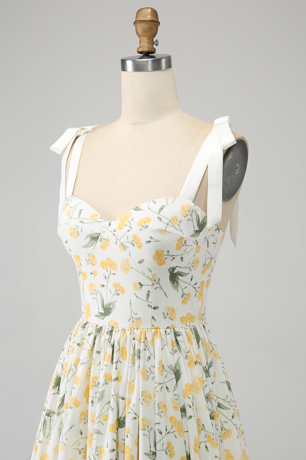 Ivory A-Line Spaghetti Straps Floral Long Prom Dress
