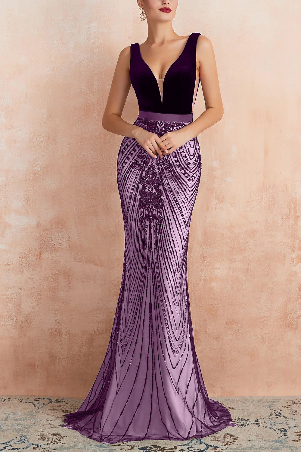Zapaka Women's Black Evening Dress V-neck Mermaid Beaded Long Sequins Prom Party Formal Dress, Purple / US20W Zapaka Women's Black Evening Dress V-neck Mermaid Beaded Long Sequins Prom Party Formal Dress, Purple / US20W