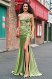 Mermaid Green Corset Spaghetti Straps Pleated Prom Dress