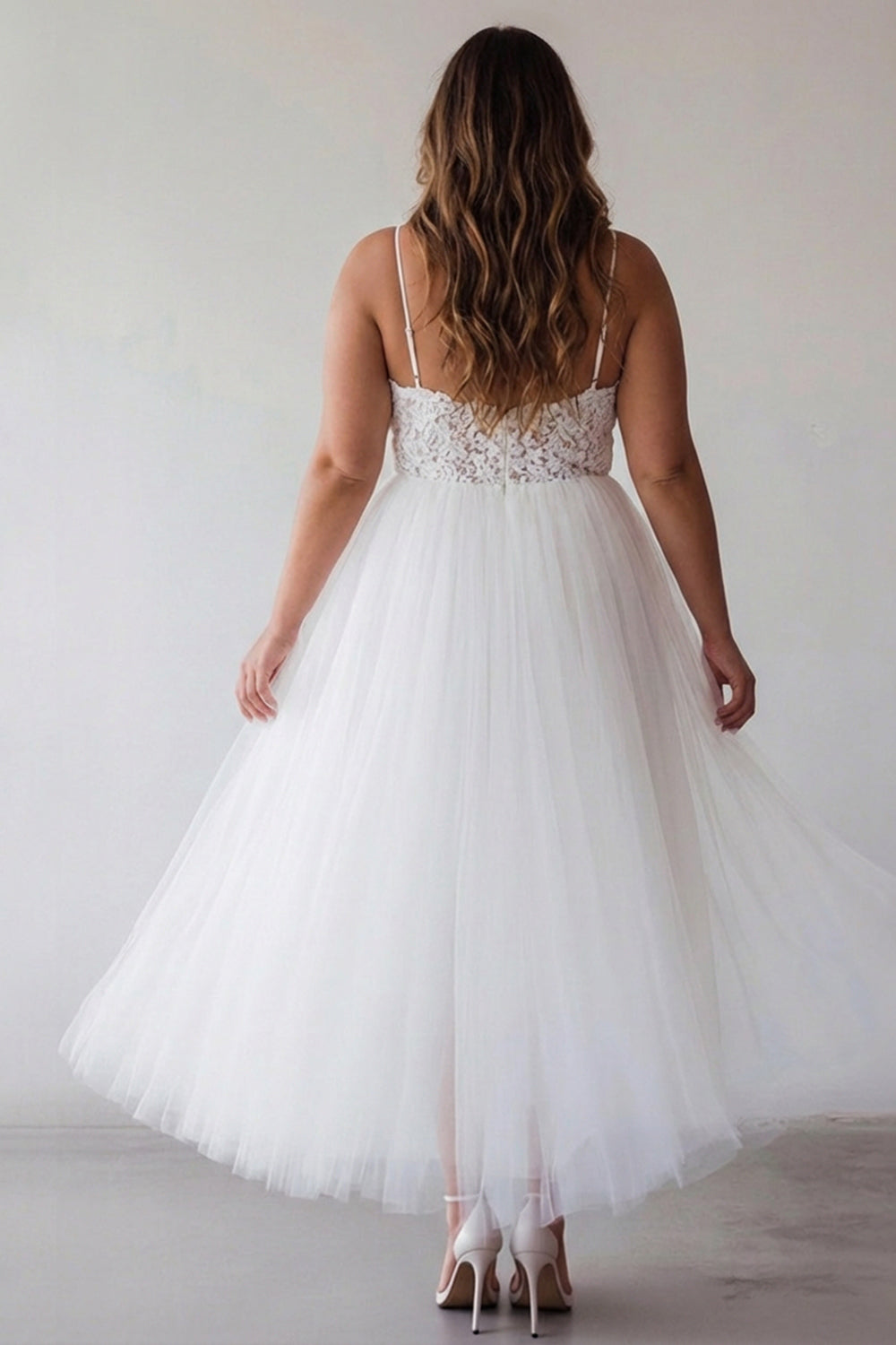 ZAPAKA Women White Plus Size Engagement Dress with Lace A-Line Spaghetti Straps Tulle Bridal Shower Dress, White / US16 ZAPAKA Women White Plus Size Engagement Dress with Lace A-Line Spaghetti Straps Tulle Bridal Shower Dress, White / US16