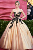 Matte Satin Champagne Ball Gown Sweetheart Appliques Red Carpet Dress