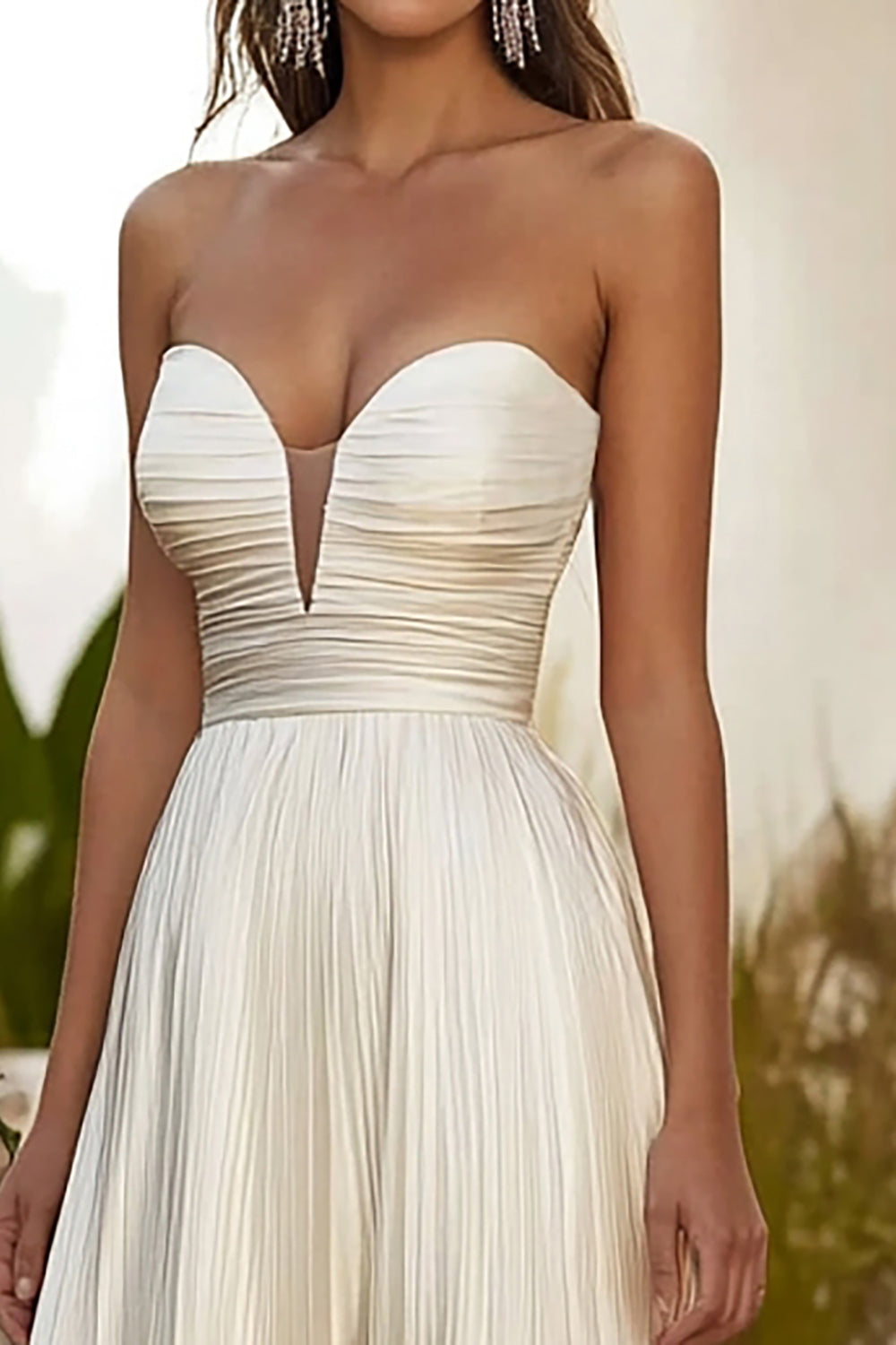 Zapaka Women Strapless Champagne Wedding Guest Dress A Line Pleated Satin Long Formal Dress, Champagne / US8 Zapaka Women Strapless Champagne Wedding Guest Dress A Line Pleated Satin Long Formal Dress, Champagne / US8
