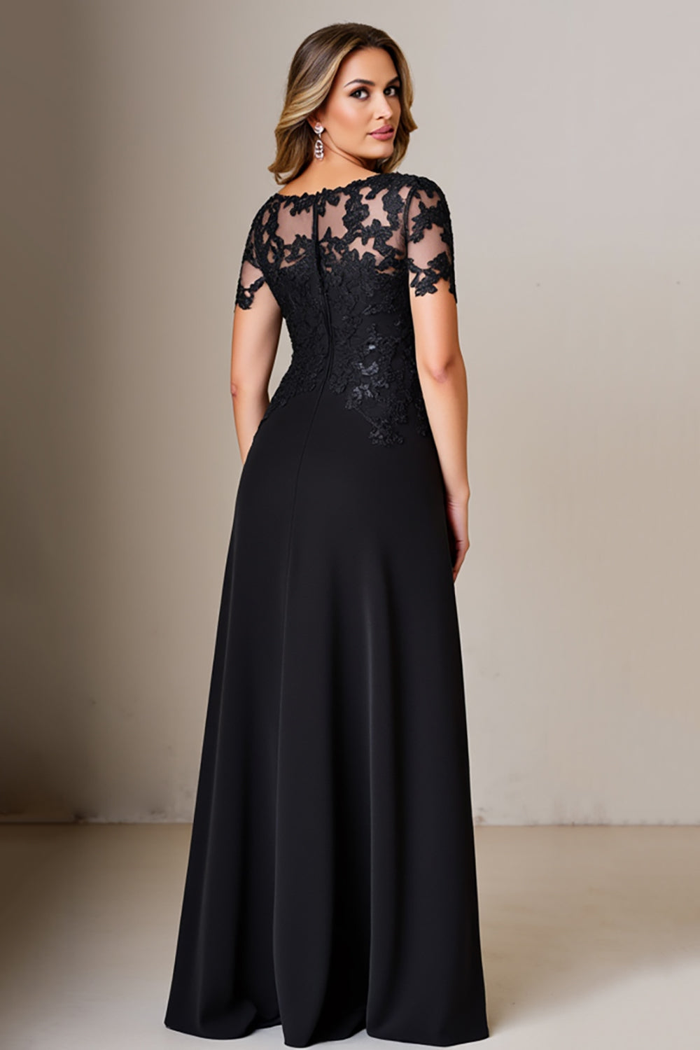 Zapaka Women Black Sheath Long Mother of the Bride Dress with Appliques Satin Boat Neck Short Sleeves Wedding Guest Dress, Black / US10 Zapaka Women Black Sheath Long Mother of the Bride Dress with Appliques Satin Boat Neck Short Sleeves Wedding Guest Dress, Black / US10