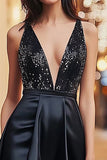 Black A-Line V-Neck Sequins Short Cocktail Dress