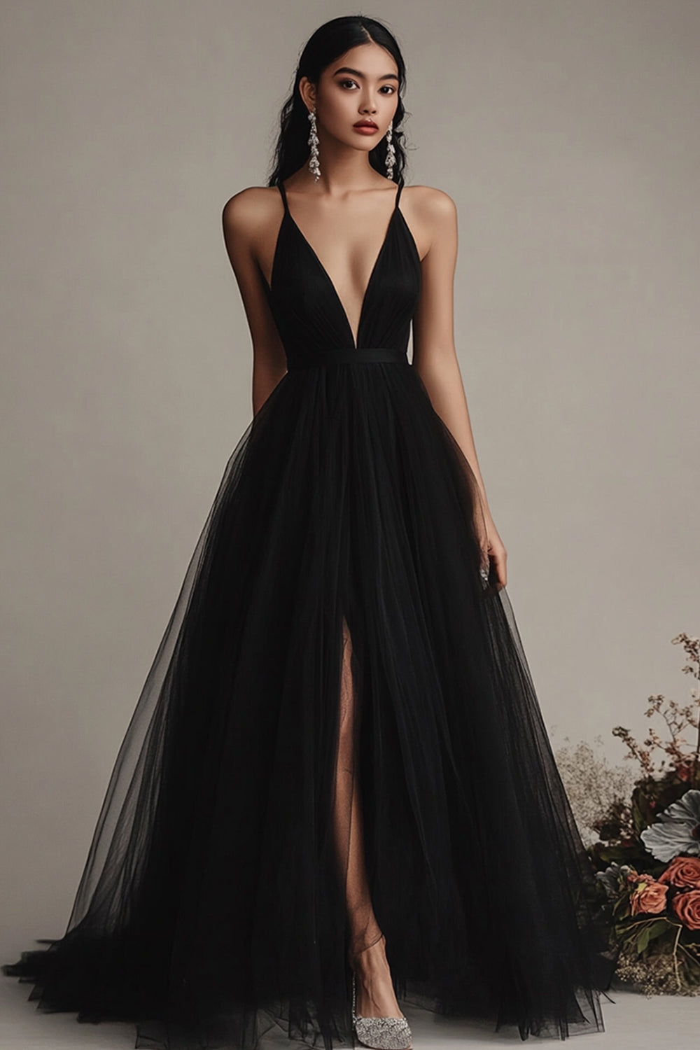 Zapaka Women Black Long Evening Dress with Slit A Line Tulle Spaghetti