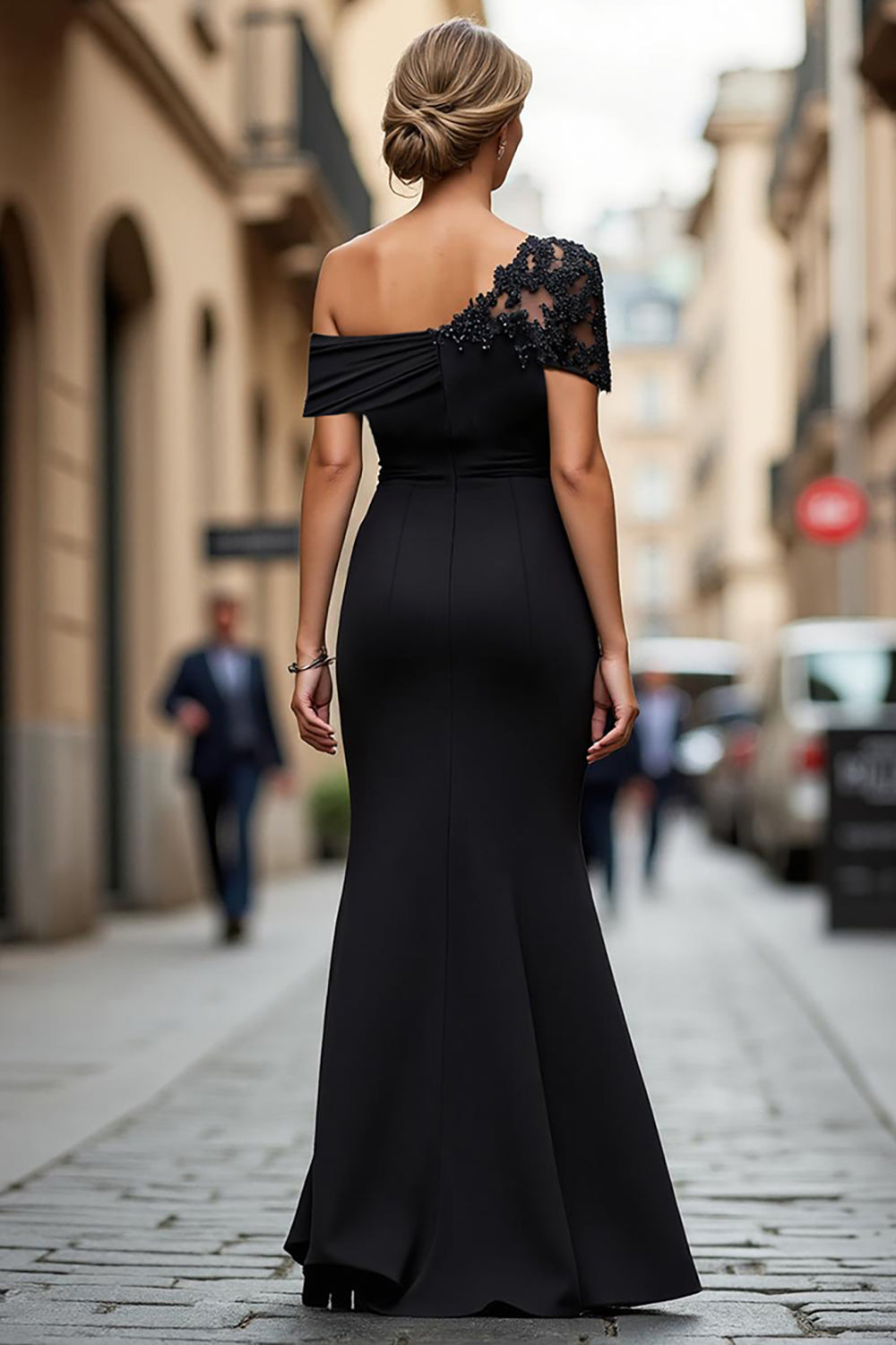 Zapaka Women Long Black Mother of the Bride Dress with Appliques