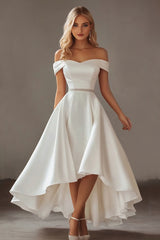 Ivory&co alexsandra
アイボリーアンドコー アレクサンドラ Zapaka Women Ivory Engagement Dress with Rhinestones Satin A