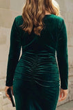 Plus Size Dark Green Sheath Velvet Ruched Midi Work Dress with Long Sleeve