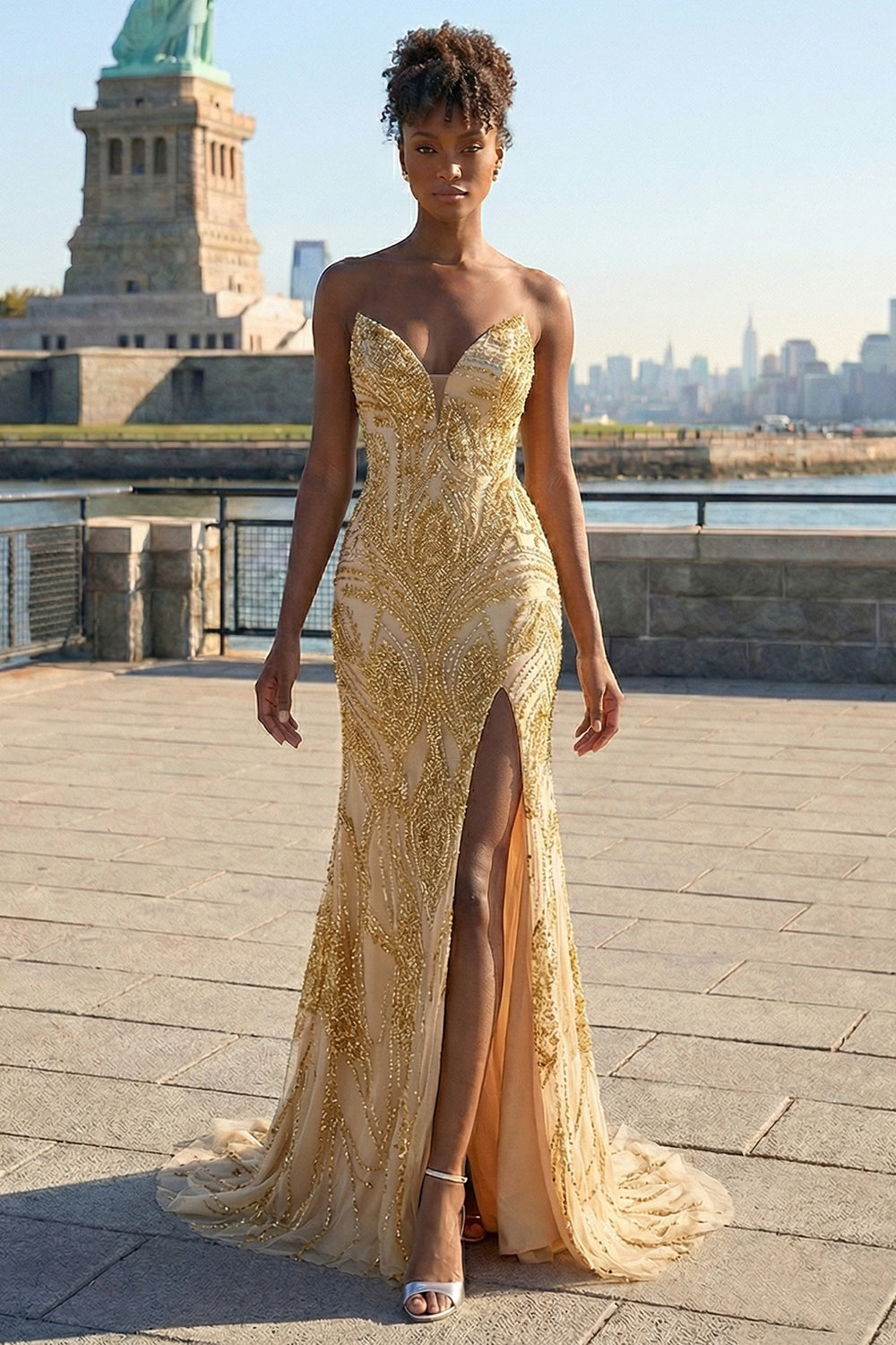 ZAPAKA Women Sparkly Golden Long Prom Dress with Slit Beaded Mermaid Sweetheart Strapless Evening Party Dress with Sequins, Golden / UK20 ZAPAKA Women Sparkly Golden Long Prom Dress with Slit Beaded Mermaid Sweetheart Strapless Evening Party Dress with Sequins, Golden / UK20