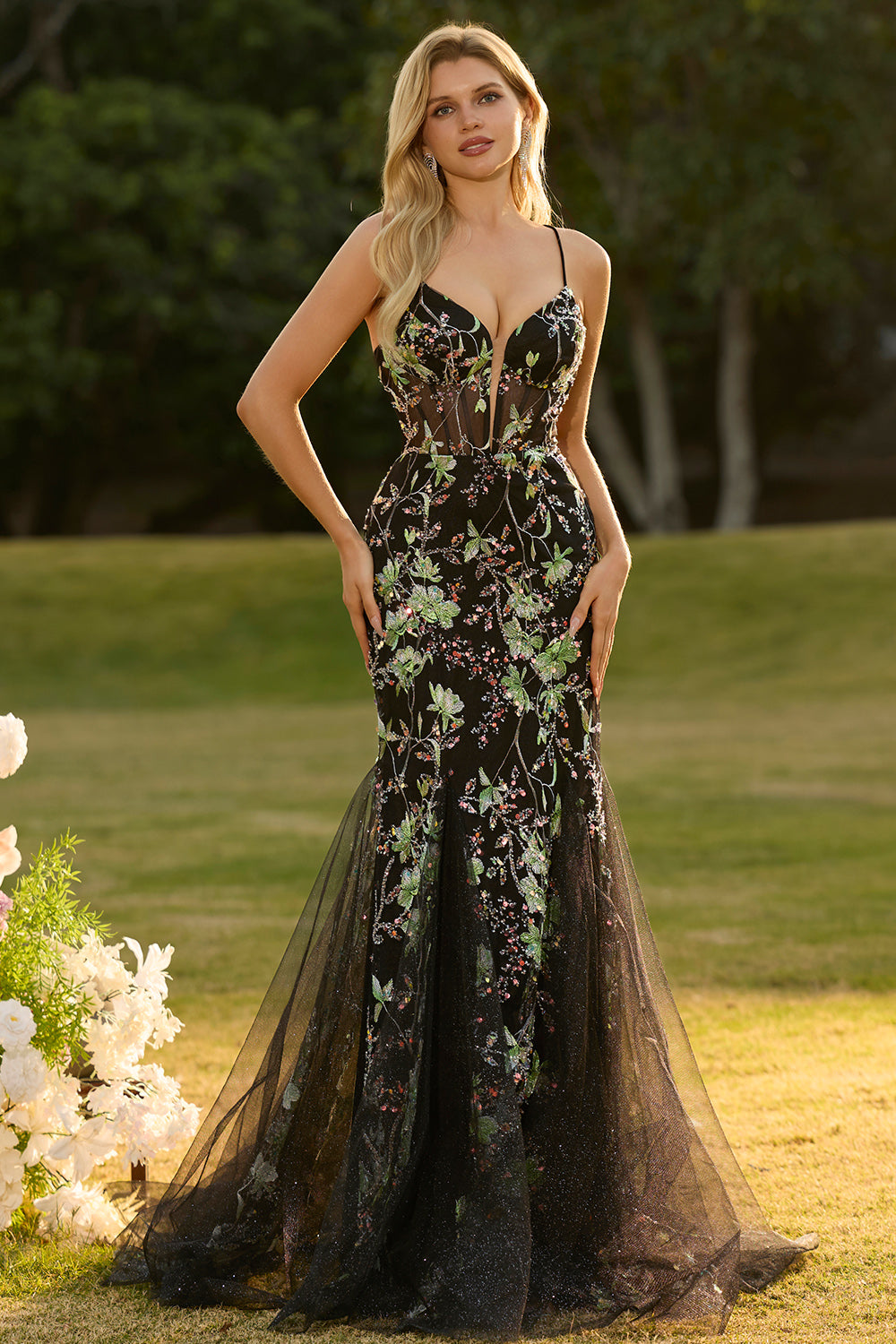 Zapaka Women Black Long Prom Dress with Sequins Mermaid Spaghetti Straps Floral Party Dress with Lace Up Back, Black / AU14 Zapaka Women Black Long Prom Dress with Sequins Mermaid Spaghetti Straps Floral Party Dress with Lace Up Back, Black / AU14