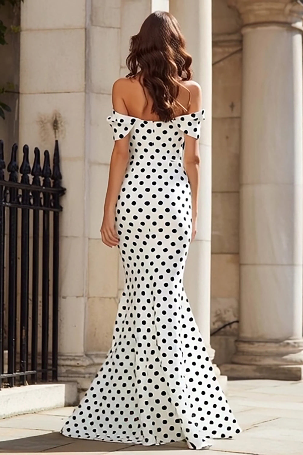 Zapaka Women White Black Long Prom Dress Mermaid Off the Shoulder Polka Dots Formal Dress with Bow ZAPAKA Zapaka Women White Black Long Prom Dress Mermaid Off the Shoulder Polka Dots Formal Dress with Bow ZAPAKA