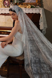 One Tier Ivory Long Lace Wedding Veil