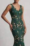 Dark Green Embroidered Mermaid V-Neck Long Mother of the Bride Dress