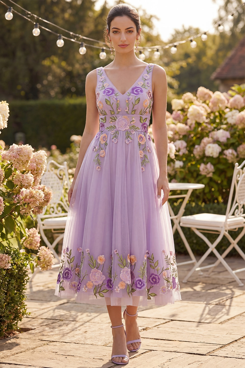 Zapaka Women Tulle Floral Dress Lilac A-Line V-Neck Embroidered Midi Wedding Guest Dress, Lilac / US16