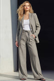 Grey 2-Piece Notched Lapel Women Suits with Pockets