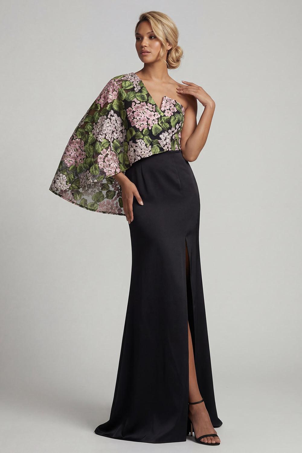 Zapaka Women Floral Black Mother of the Bride Dress with Side Cape One Shoulder Long Mermaid Evening Dress with Slit, Black / US8