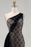 Black Plaid One Shoulder Mermaid Long Mother Of the Bride Dress with Ruffles