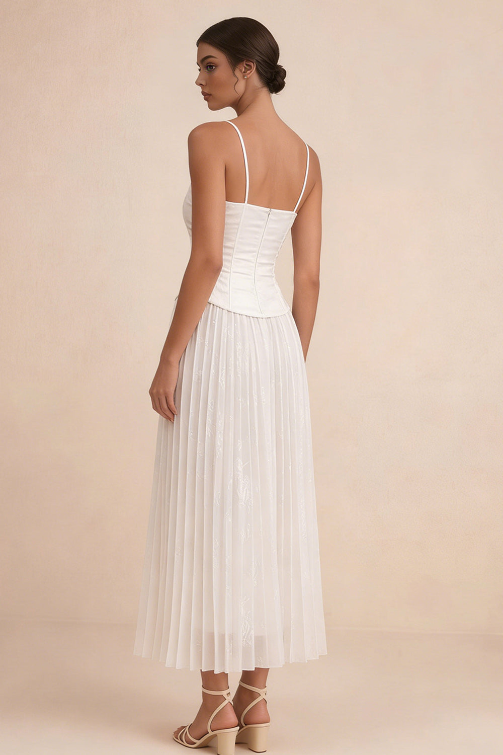 Zapaka Women White Long Graduation Dress with Appliques Spaghetti