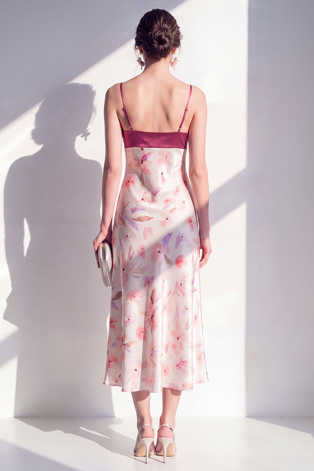Zapaka Women Pink A-Line Floral Midi Dress Satin Spaghetti Straps ...