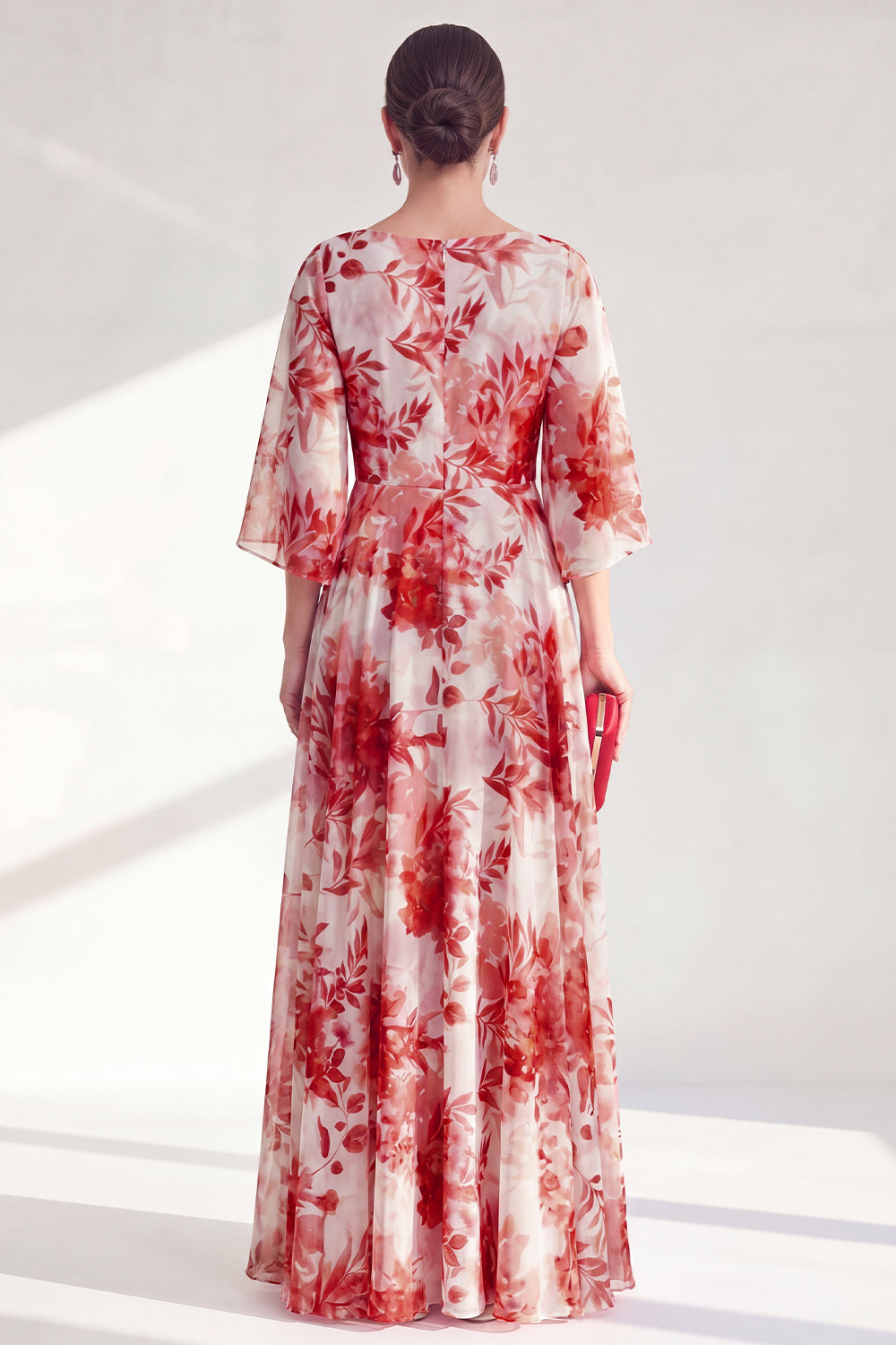 Zapaka Women Red A-Line Mother Of the Bride Dress with 3/4 Sleeves Bateau Neck Chiffon Floral Long Wedding Guest Dress, Red / US20W Zapaka Women Red A-Line Mother Of the Bride Dress with 3/4 Sleeves Bateau Neck Chiffon Floral Long Wedding Guest Dress, Red / US20W