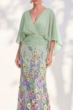 Mermaid Champagne Floral V-Neck Long Mother Of the Bride Dress with Cape Sleeves