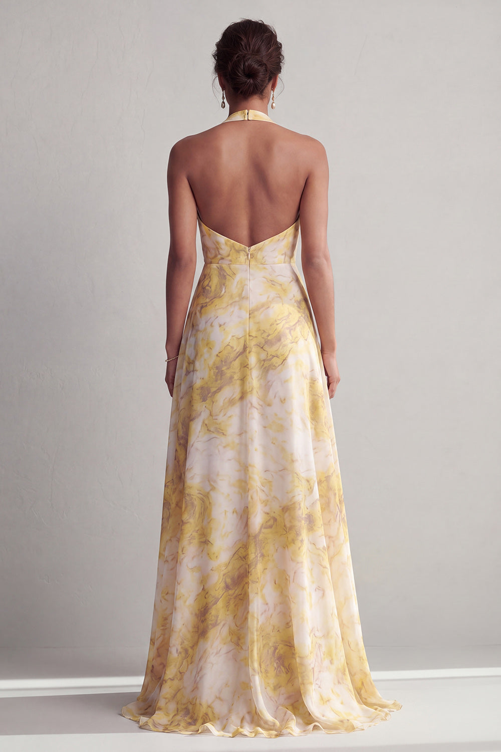 Zapaka Women Yellow Floral Long Mother of the Bride Dress with Slit Halter Ruched Backless A Line Chiffon Beach Wedding Guest Dress, Yellow / US12 Zapaka Women Yellow Floral Long Mother of the Bride Dress with Slit Halter Ruched Backless A Line Chiffon Beach Wedding Guest Dress, Yellow / US12