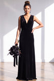 Dark Green Sheath Velvet Ruched V-Neck Long Bridesmaid Dress
