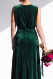 Dark Green Sheath Velvet Ruched V-Neck Long Bridesmaid Dress