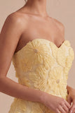 Light Yellow Sweetheart A-Line Beaded Floral Short Homecoming Dress