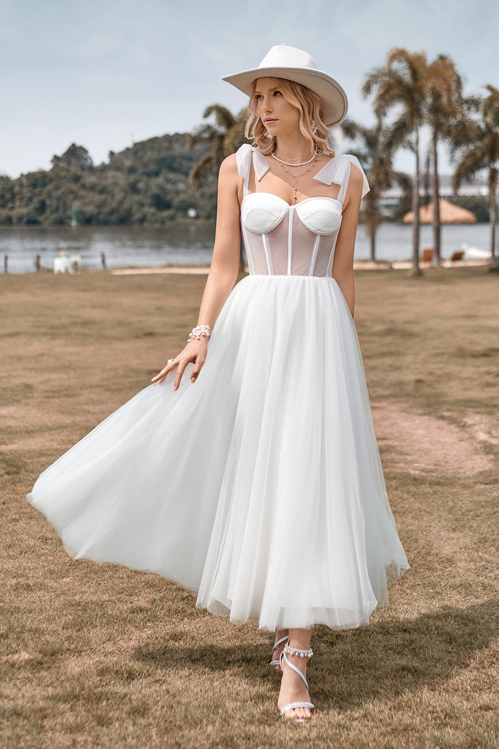 Zapaka Women Ivory Strapless Corset Tea-Length Wedding Dress with Lace, Ivory / US2 Zapaka Women Ivory Strapless Corset Tea-Length Wedding Dress with Lace, Ivory / US2