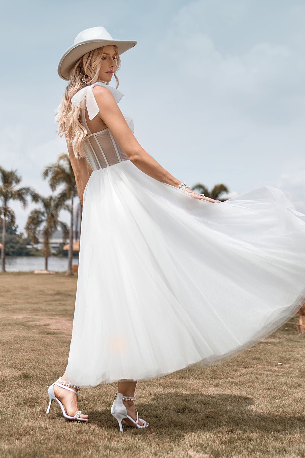 Zapaka Women Ivory Strapless Corset Tea-Length Wedding Dress with Lace, Ivory / US2 Zapaka Women Ivory Strapless Corset Tea-Length Wedding Dress with Lace, Ivory / US2