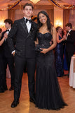 Sparkly Black Beaded Peaked Lapel Double Breasted 2-piece Men's Prom Suits
