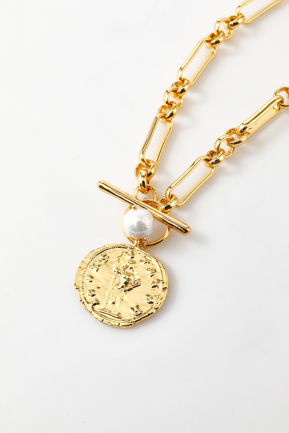 Golden Necklace With Pearl