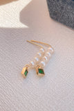 Natural Pearls Earings with Green Rhinestone