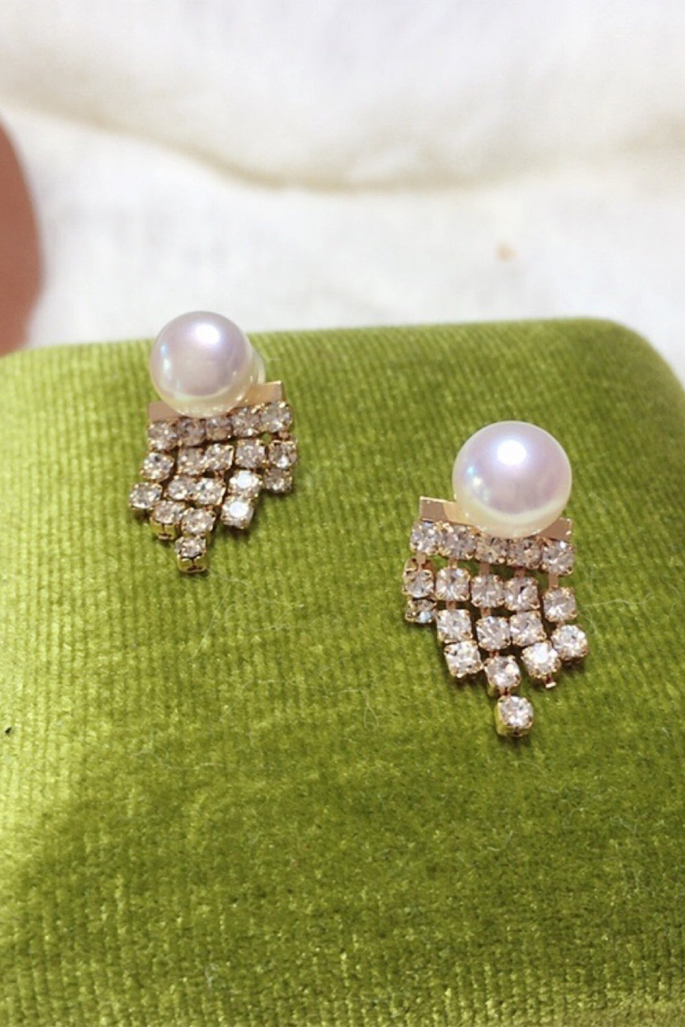 Beaded Pearl White Earrings