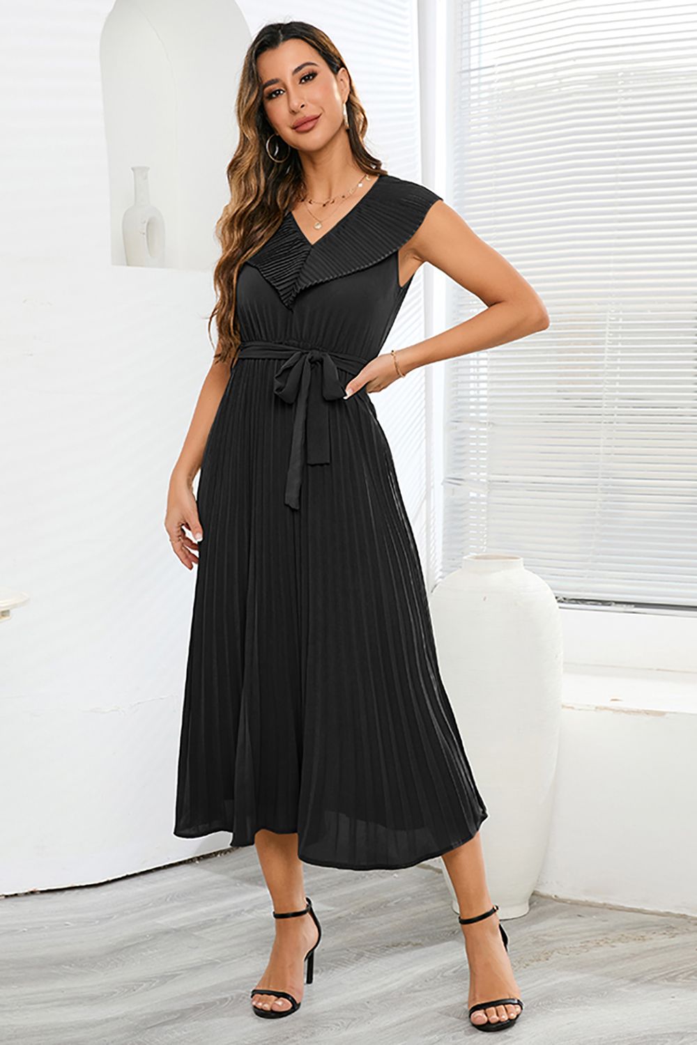 A-Line Sleeveless Black Casual Dress
