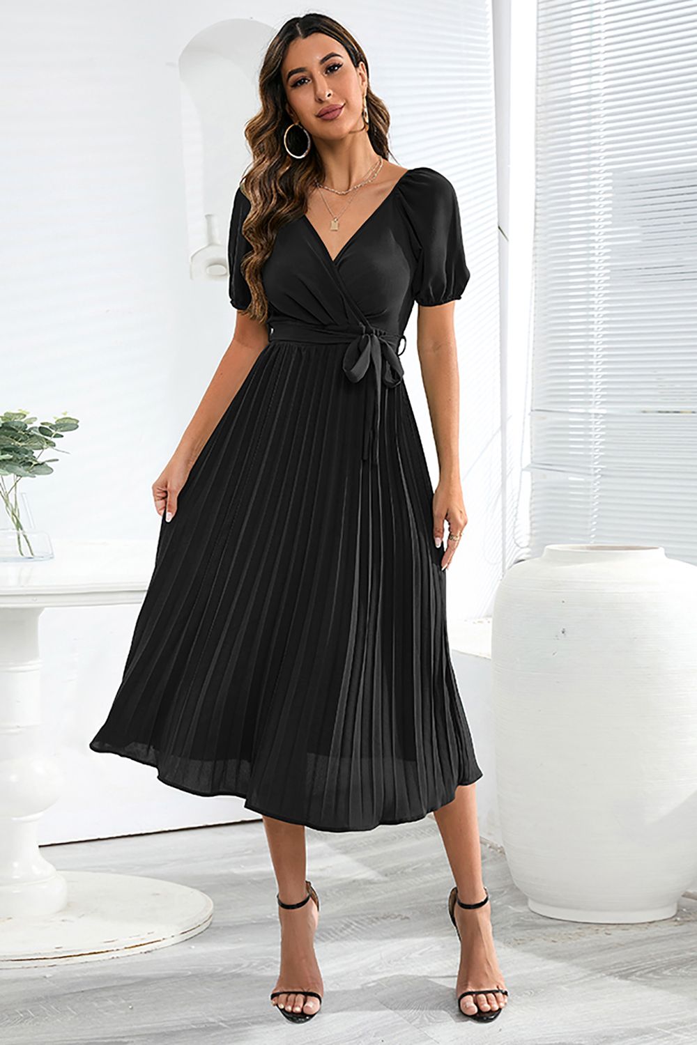 A-Line Short Sleeves Black Wedding Party Dress