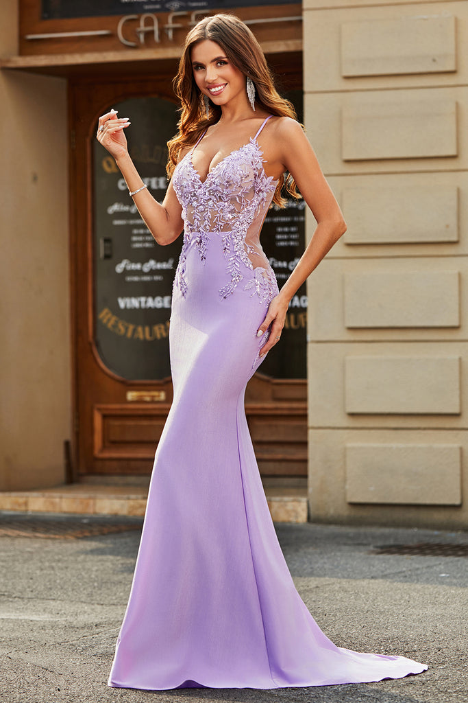 Luxury Lace Boho Wedding Dress Sexy Beach V Neck Open Back Chic Appliques Spaghetti straps Bridal Gowns