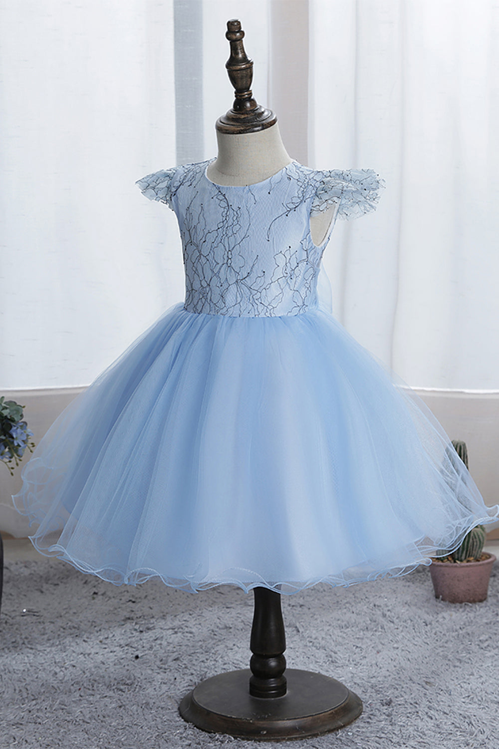 Blue lace clearance flower girl dress