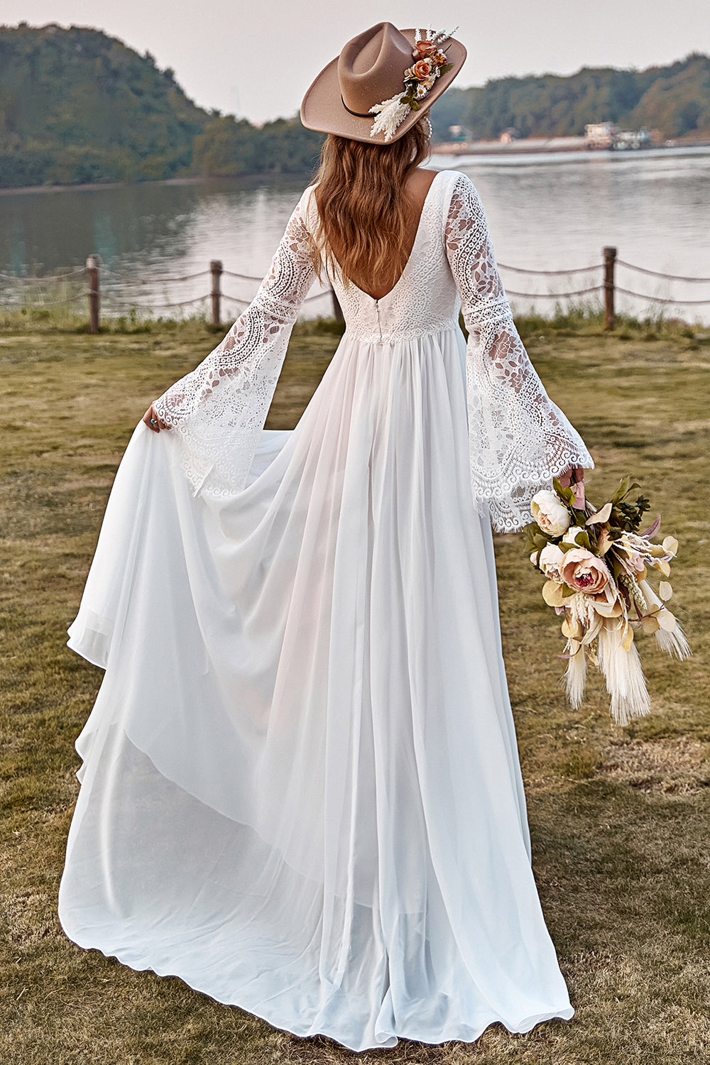 Vintage Boho Wedding Dress, Lace Wedding Dress, Trumpet Flare Sleeve  Wedding Dress, Trendy Boho Wedding Dress 